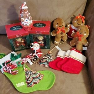 Festive Holiday Decor Set with Gingerbread and Santa